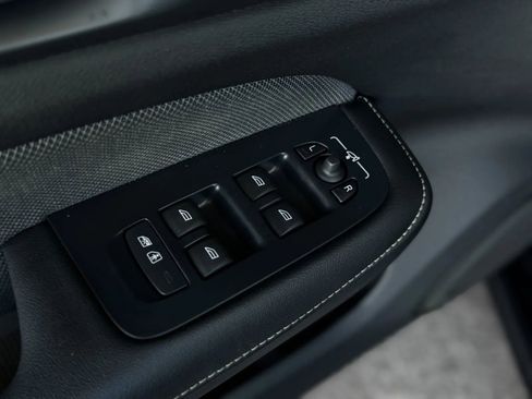 Used 2024 Volvo S60 B5 Plus w/ Climate Package image 26