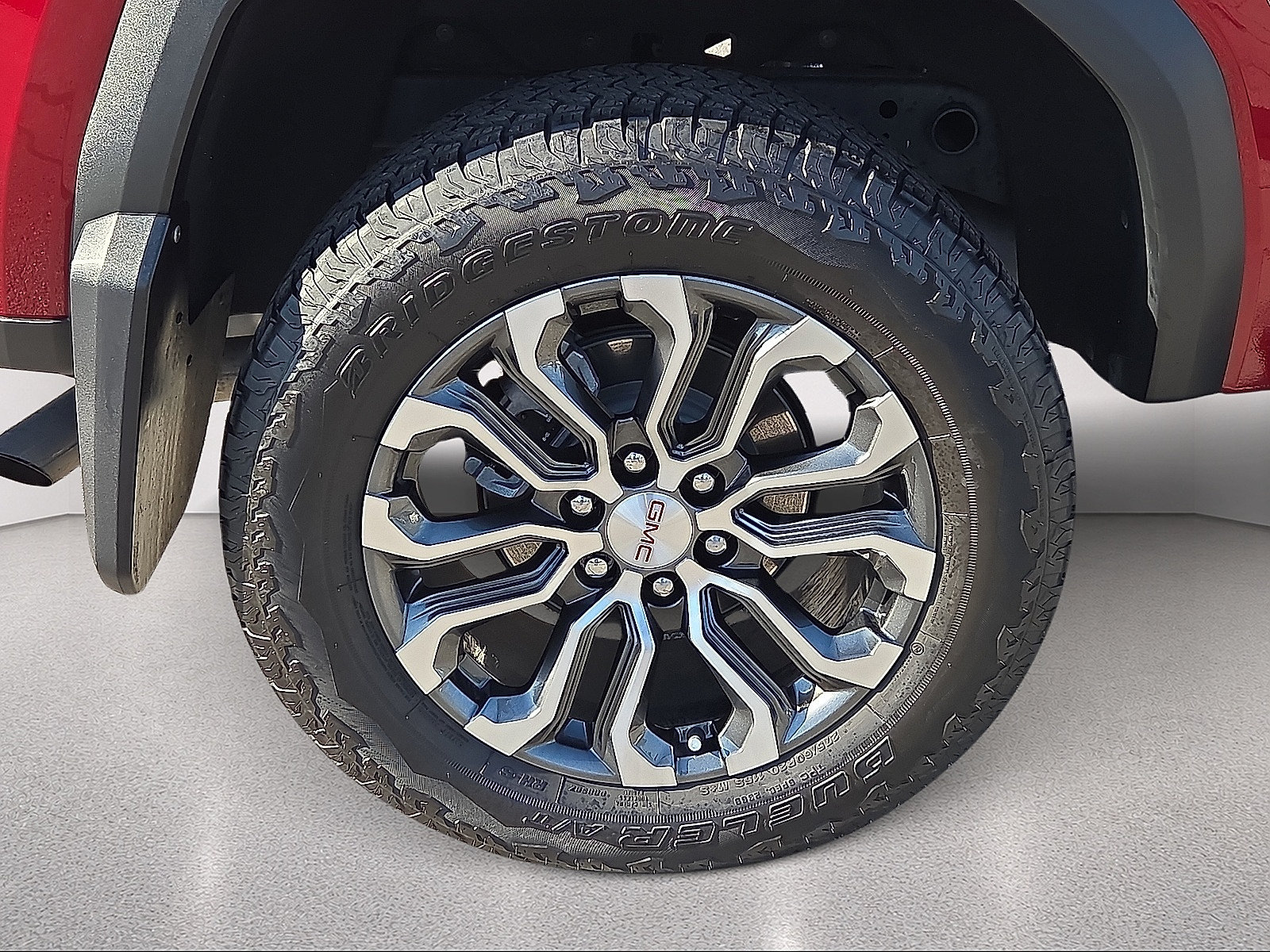 Used 2026 GMC Canyon Denali AWD/4WD image 16