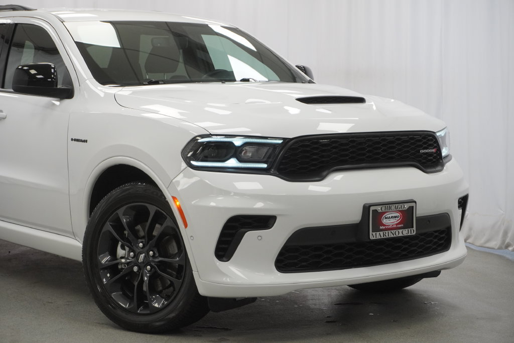 Certified 2023 Dodge Durango R/T w/ Blacktop Package AWD/4WD image 6