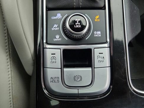 Used 2022 Kia Telluride S AWD/4WD image 19