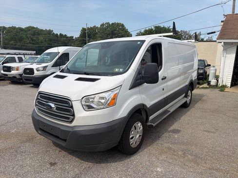 Used 2018 Ford Transit 250 130 Low Roof w/ Exterior Upgrade Package RWD image 4