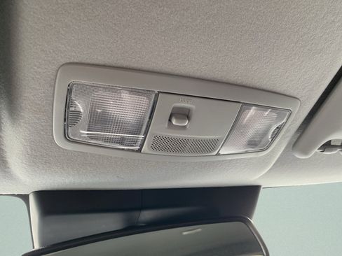 Used 2024 Mitsubishi Outlander Sport SE image 30