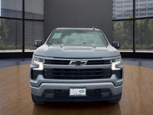 Used 2025 Chevrolet Silverado 1500 RST AWD/4WD image 2