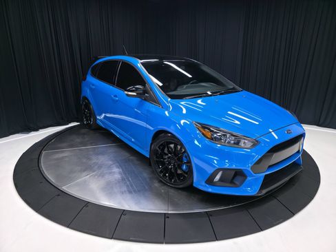 Used 2018 Ford Focus RS AWD/4WD image 16
