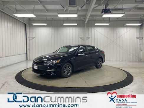 Used 2020 Kia Optima LX FWD image 1