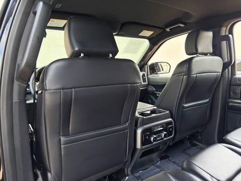 Used 2019 Ford Expedition XLT w/ Equipment Group 202A RWD image 34