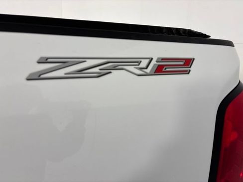 Used 2019 Chevrolet Colorado ZR2 AWD/4WD image 14