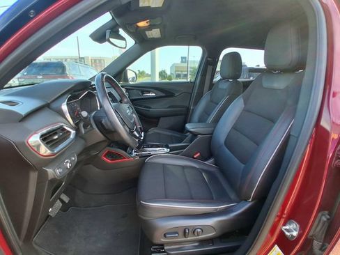 Used 2021 Chevrolet TrailBlazer RS w/ Convenience Package FWD image 19