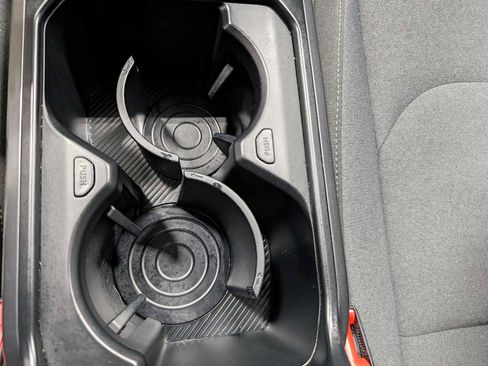 Used 2025 Kia K4 LXS image 24