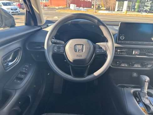 Used 2024 Honda HR-V LX image 15