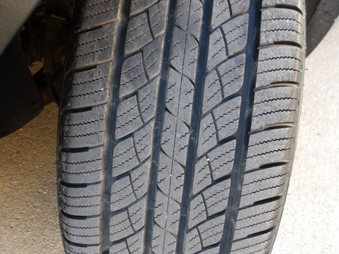 Used 2015 Ford Explorer XLT w/ Equipment Group 202A FWD image 45