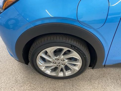 New 2027 Chevrolet Bolt LT w/ Comfort Package FWD image 10