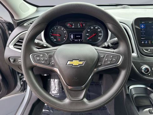 Used 2024 Chevrolet Malibu LT image 29