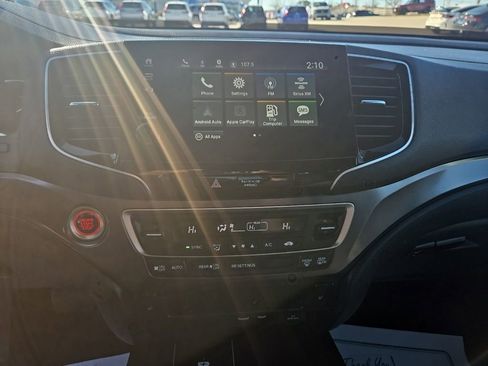 Used 2025 Honda Passport EX-L image 22