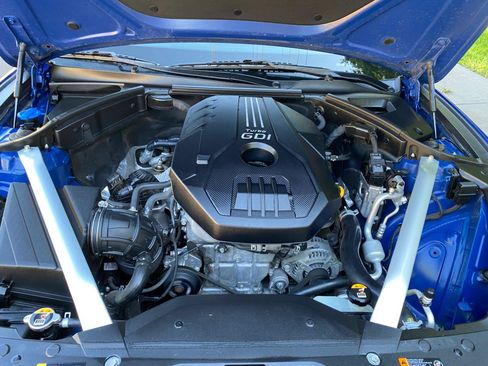 Used 2019 Genesis G70 2.0T Advanced RWD image 17
