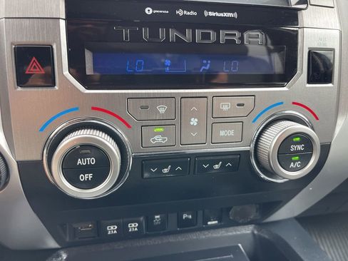 Used 2020 Toyota Tundra Limited image 12