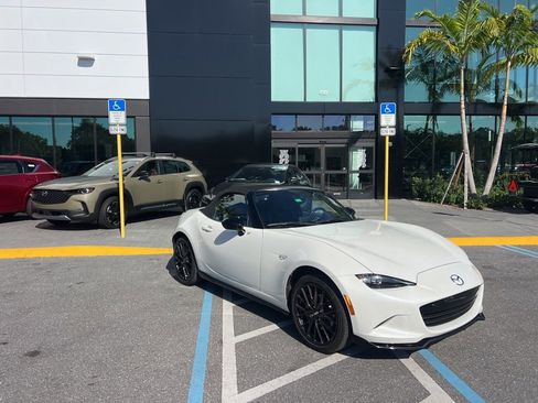 Used 2023 MAZDA MX-5 Miata Club w/ Brembo/BBS Recaro Package image 38