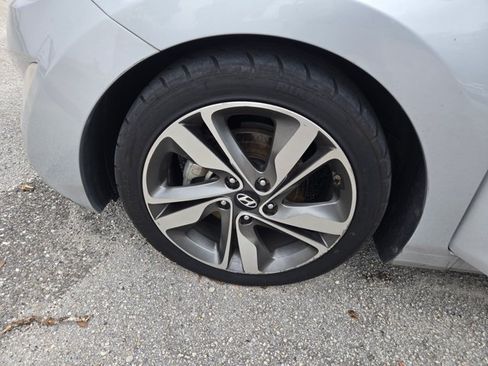Used 2014 Hyundai Elantra Limited FWD image 7