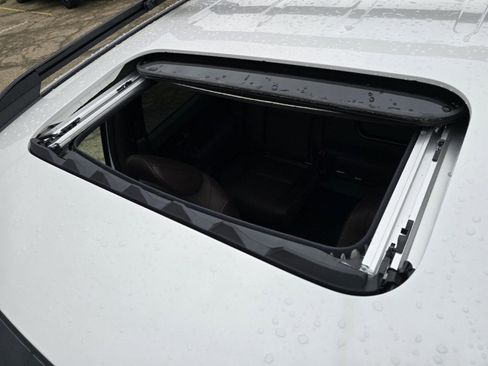 Used 2025 Honda Ridgeline RTL image 2