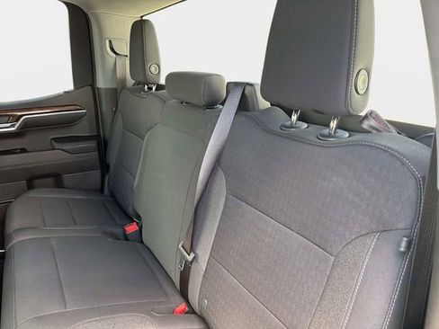 Used 2022 GMC Sierra 1500 SLE image 12