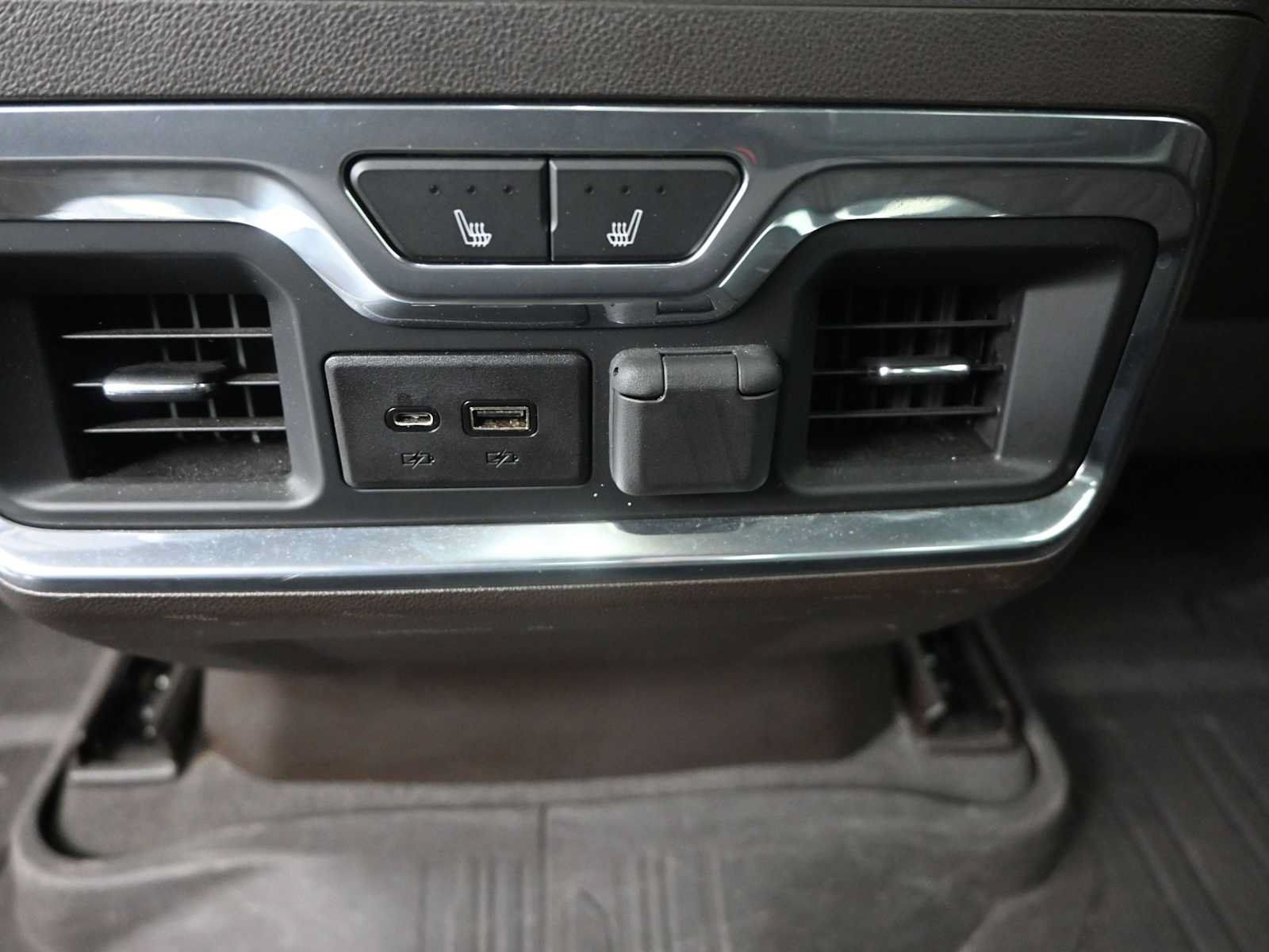 Used 2019 GMC Sierra 1500 Denali w/ Denali Ultimate Package AWD/4WD image 23