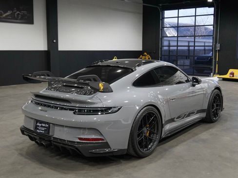 Used 2022 Porsche 911 GT3 RWD image 5