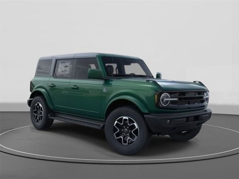 New 2025 Ford Bronco Outer Banks image 7
