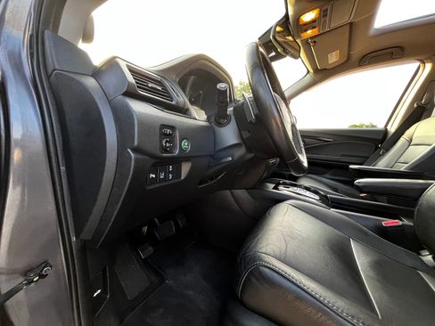 Used 2017 Honda Pilot Touring image 17