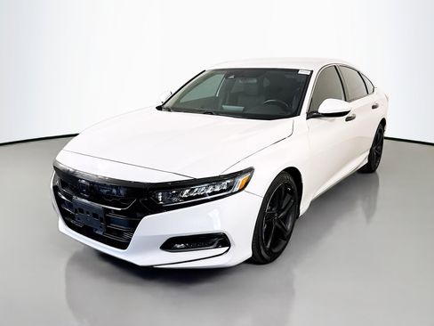 Used 2020 Honda Accord Sport image 4