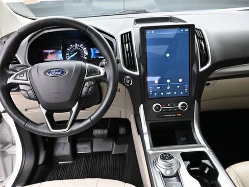 Certified 2024 Ford Edge Titanium AWD/4WD image 14