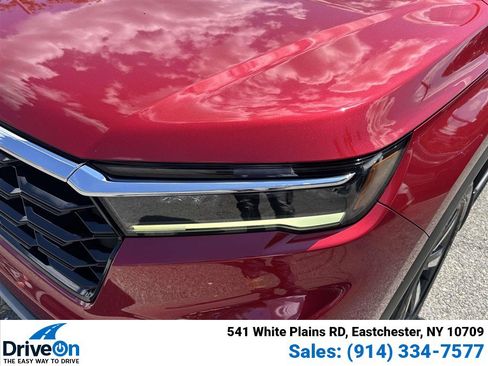 Used 2023 Honda Pilot Elite image 8