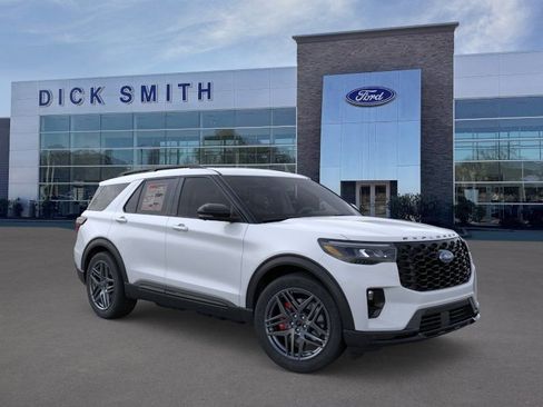 New 2026 Ford Explorer ST image 7