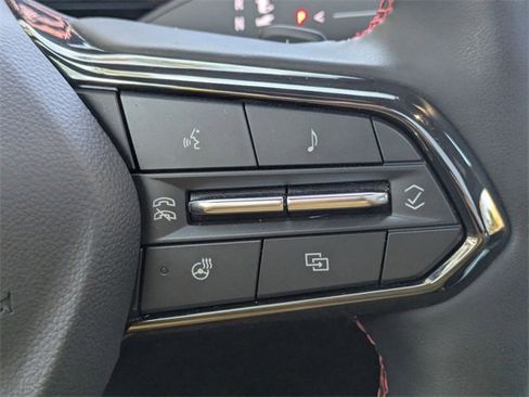 Certified 2024 Chevrolet Traverse RS image 17