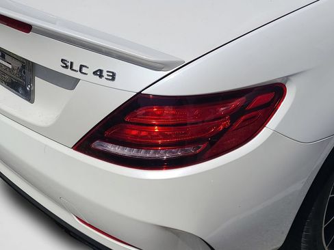 Used 2020 Mercedes-Benz SLC 43 AMG image 10
