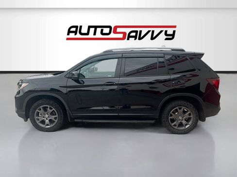 Used 2024 Honda Passport TrailSport image 4