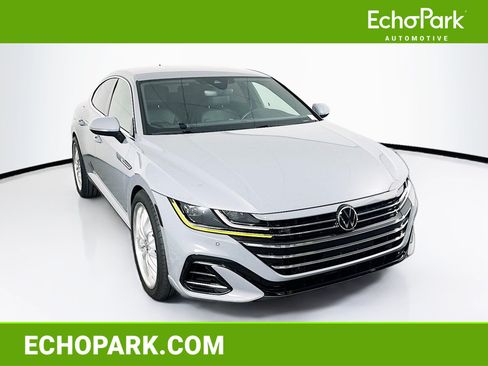 Used 2022 Volkswagen Arteon SE FWD image 1