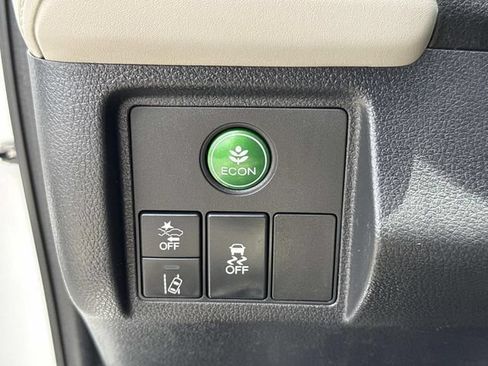 Used 2021 Honda HR-V EX image 50