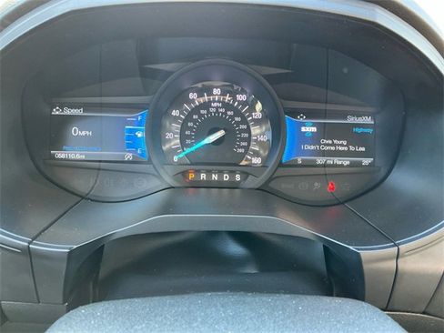 Used 2024 Ford Edge Titanium image 14