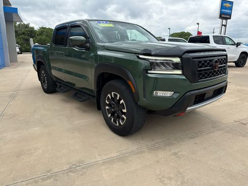 Used 2023 Nissan Frontier PRO-4X w/ Pro Convenience Package image 4