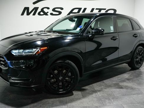 Used 2023 Honda HR-V Sport image 2