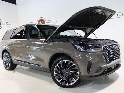 Used 2025 Lincoln Aviator Reserve w/ Equipment Group 201A AWD/4WD image 28