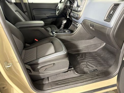 Used 2022 Chevrolet Colorado Z71 RWD image 13