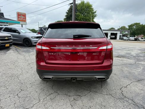Used 2016 Lincoln MKX Reserve w/ Technology Package AWD/4WD image 4