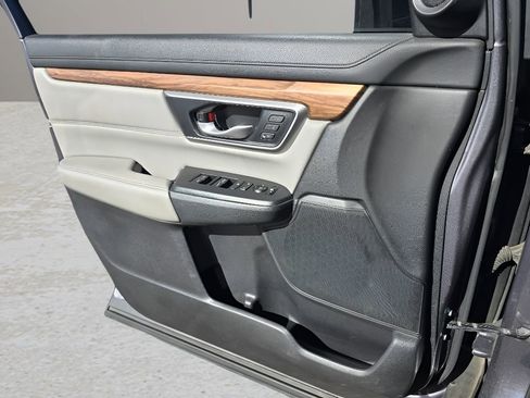 Used 2018 Honda CR-V EX-L image 17