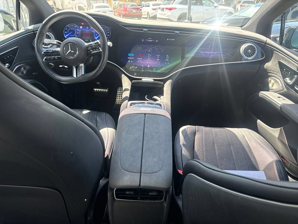 Used 2024 Mercedes-Benz EQS 580 4MATIC Sedan image 7