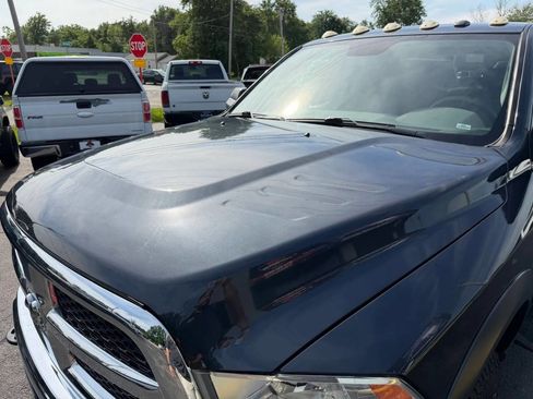 Used 2018 RAM 2500 Tradesman w/ Chrome Appearance Group AWD/4WD image 53