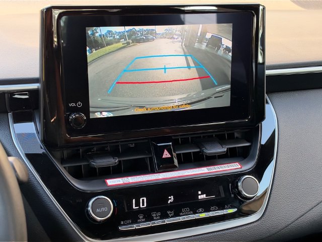 Used 2026 Toyota Corolla SE FWD image 24