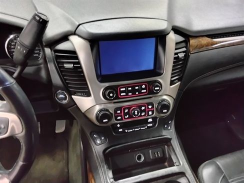 Used 2015 GMC Yukon XL Denali w/ Touring Package image 12