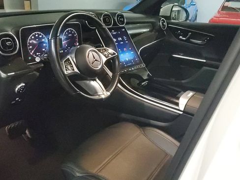Used 2024 Mercedes-Benz GLC 300 image 19