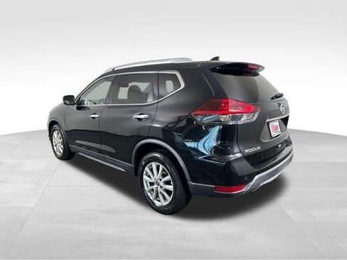 Used 2019 Nissan Rogue SV FWD image 4